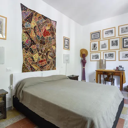 Grande Stanza Silenziosa Garbatella Roma